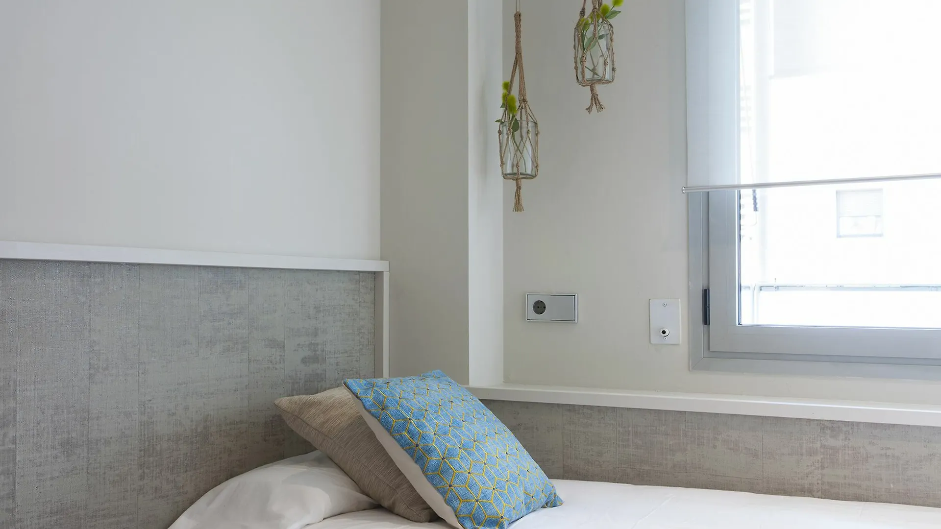 Misterflats - Pere IV Apartment Barcelona 0*,  Spain